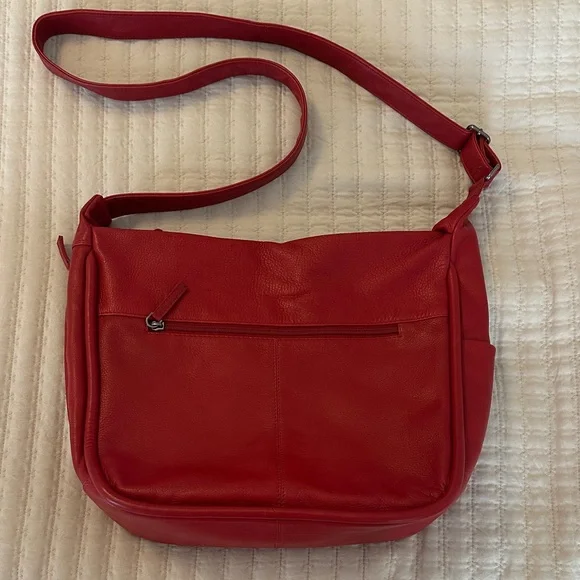 EUC Gianni Conti Leather Shoulder Bag - Picture 2 of 10